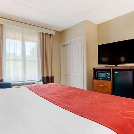 Comfort Suites Tallahassee Capitol - University Area Экстерьер фото