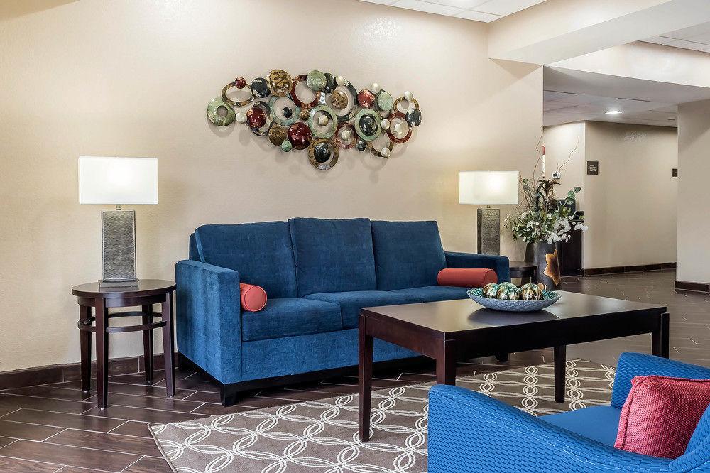 Comfort Suites Tallahassee Capitol - University Area Экстерьер фото