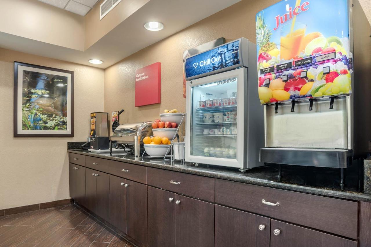 Comfort Suites Tallahassee Capitol - University Area Экстерьер фото