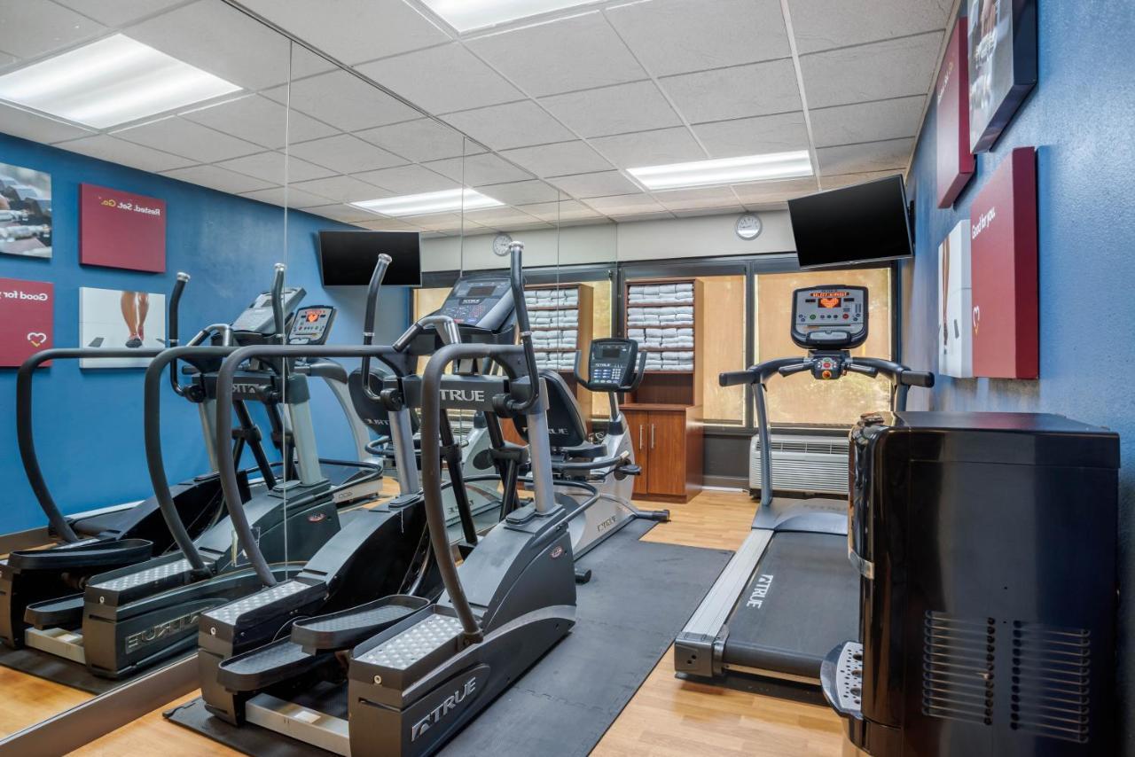 Comfort Suites Tallahassee Capitol - University Area Экстерьер фото