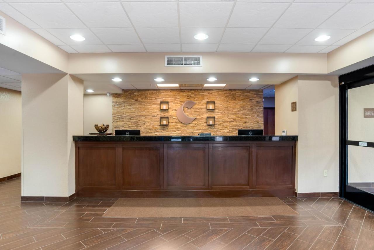 Comfort Suites Tallahassee Capitol - University Area Экстерьер фото
