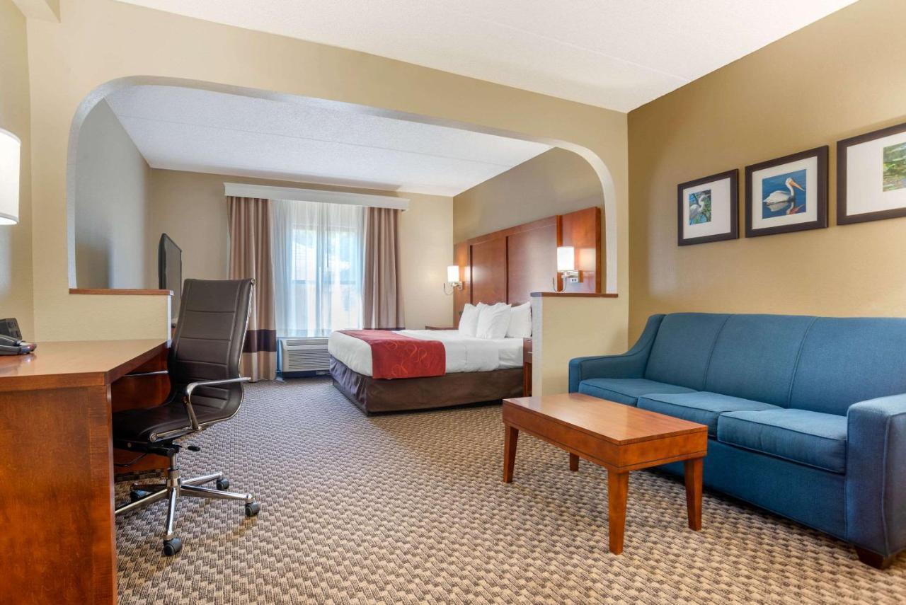 Comfort Suites Tallahassee Capitol - University Area Экстерьер фото