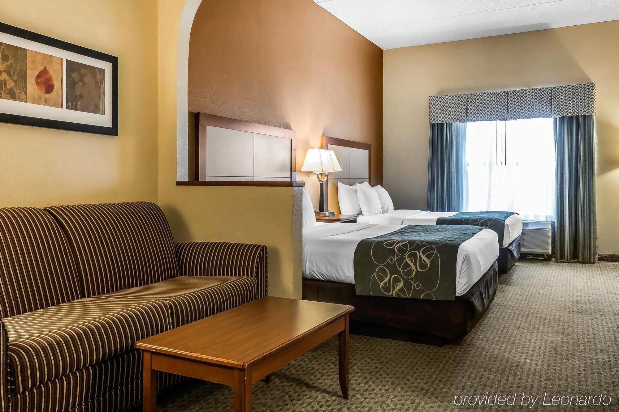 Comfort Suites Tallahassee Capitol - University Area Экстерьер фото